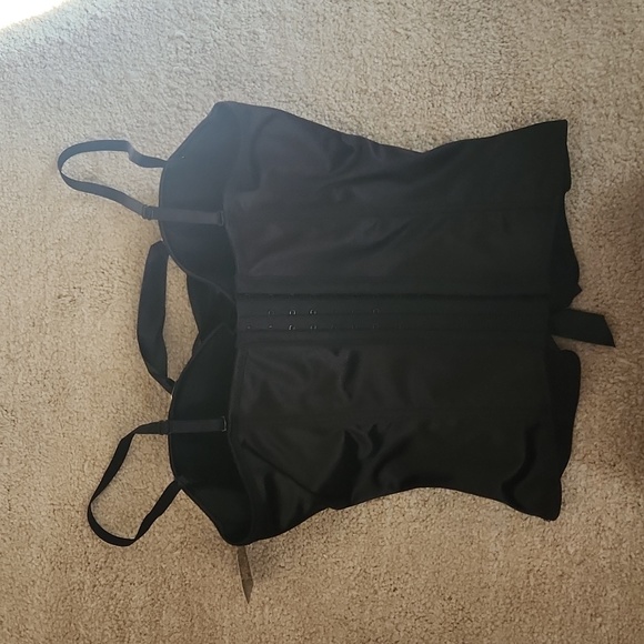 Corset costume top - Picture 2 of 6